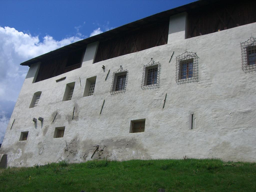 빌란드로 Schloss Gravetsch 빌라 외부 사진